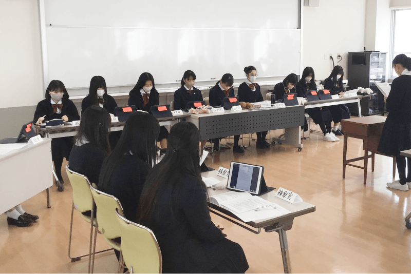 模擬裁判・模擬選挙の様子